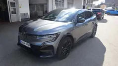 Dolomitgrau/blackpearlschwarz Gebraucht 2024 Renault Mégane Iconic Limousine | 35.540 € (Fairer Preis)