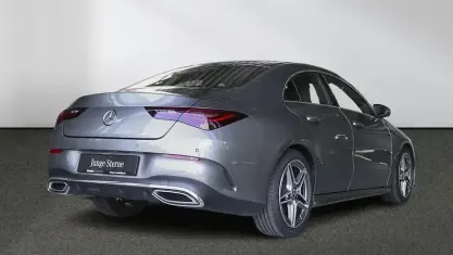 Gebraucht Mercedes CLA200 Advanced 163 PS (119 kW) 2025 Grau Coupé