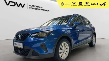 Gebraucht Seat Arona Style 95 PS (69 kW) 2023 Saphirblau SUV