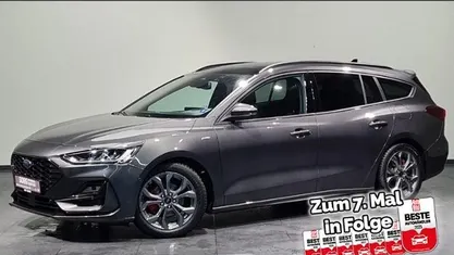 Gebraucht 2025 Ford Focus ST-Line X Limousine | 26.449 € (Fairer Preis)