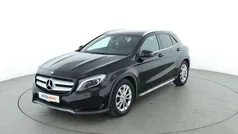 Schwarz Gebraucht 2016 Mercedes GLA180 AMG line SUV | 17.500 € (Fairer Preis)