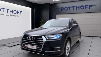 Schwarz Gebraucht 2019 Audi Q7 Ambiente SUV | 36.750 € (Guter Preis)