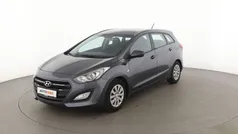 Grau Gebraucht 2017 Hyundai i30 Classic Kombi | 10.380 € (Fairer Preis)