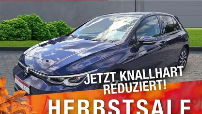 Blau Gebraucht 2022 VW Golf Active Limousine | 21.460 € (Fairer Preis)