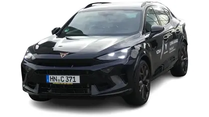 Schwarz Gebraucht 2025 Cupra Formentor VZ SUV | 42.950 € (Fairer Preis)