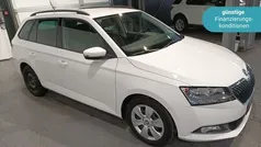Weiß Gebraucht 2022 Skoda Fabia Ambition Kombi | 16.880 € (Guter Preis)