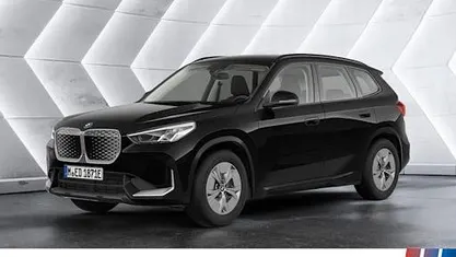 Neu BMW iX1 Performance 230 kW (313 PS) 2025 Schwarz SUV