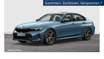 Gebraucht BMW 330e M Sport 292 PS (214 kW) 2025 Blau Limousine