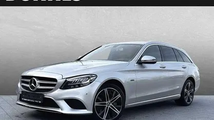 Gebraucht Mercedes C300e Avantgarde 194 PS (142 kW) 2020 Silber (iridiumsilber metallic) Kombi