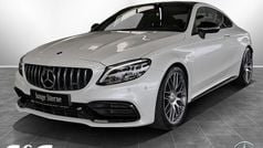 Manufaktur diamantweiß bright Gebraucht 2018 Mercedes C63 AMG AMG Coupé | 54.870 € (Fairer Preis)