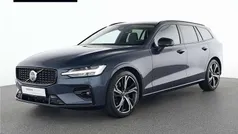 Blau Gebraucht 2024 Volvo V60 Plus Kombi | 38.990 € (Fairer Preis)