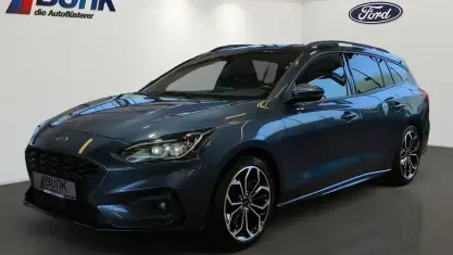 Gebraucht Ford Focus ST-Line X 150 PS (110 kW) 2022 Chromablau met Limousine