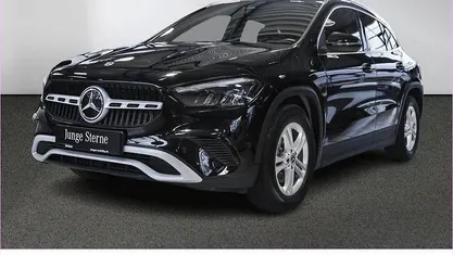 Schwarz Gebraucht 2024 Mercedes GLA200 SUV | 35.980 € (Fairer Preis)