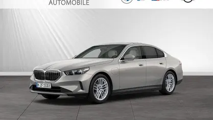 Begagnad BMW 530e Comfort Edition 299 HK (219 kW) 2024 Grå Sedan