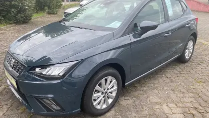 Neu Seat Ibiza Style 95 PS (69 kW) 2025 Fjordblau Limousine