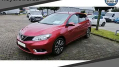 Rot schwarz Gebraucht 2018 Nissan Pulsar N-Connecta Limousine | 10.999 € (Fairer Preis)