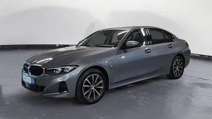 Gebraucht BMW 320e Sport Line 163 PS (119 kW) 2022 Limousine