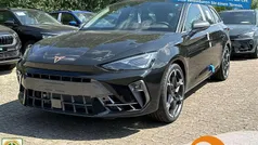 Midnight black metallic Neu 2025 Cupra Leon VZ Kombi | 38.490 € (Superpreis)