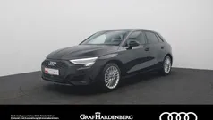 Brillantschwarz Gebraucht 2023 Audi A3 Sportback Limousine | 30.980 € (Fairer Preis)