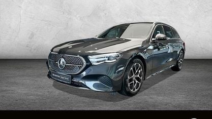 Gebraucht Mercedes E200 204 PS (150 kW) 2024 Grau Limousine