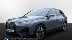 Grau Gebraucht 2022 BMW iX Sport Line SUV | 40.690 € (Fairer Preis)