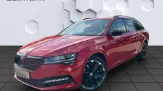 Rot Gebraucht 2024 Skoda Superb SportLine Kombi | 48.860 € (Guter Preis)