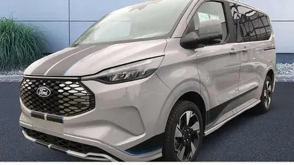 Gebraucht 2024 Ford Tourneo Sport Van / Kleinbus | 68.489 €