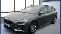 Magnetic met Gebraucht 2024 Ford Focus ST-Line X Kombi | 25.690 € (Fairer Preis)