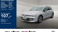 Grau Gebraucht 2024 VW Golf VIII Goal Limousine | 25.480 € (Superpreis)