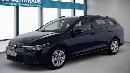 Gebraucht VW Golf VIII Life 110 PS (80 kW) 2024 Blau Kombi