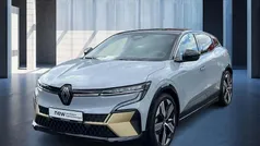 Gebraucht 2023 Renault Mégane Iconic Limousine | 28.660 € (Guter Preis)