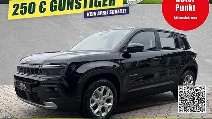 Neu Jeep Avenger Altitude 110 PS (80 kW) 2025 Volcano black SUV