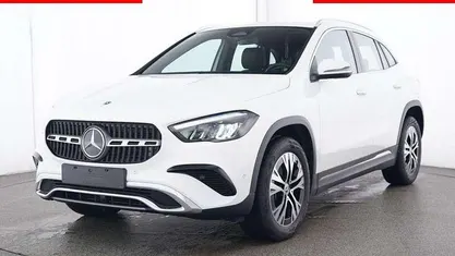Gebraucht 2024 Mercedes GLA180 Advanced SUV | 34.990 € (Fairer Preis)