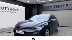 Schwarz Gebraucht 2022 VW Golf VIII R-line Limousine | 24.222 € (Guter Preis)