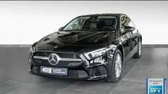 Grau Gebraucht 2023 Mercedes B200 Progressive Van / Kleinbus | 30.320 € (Fairer Preis)
