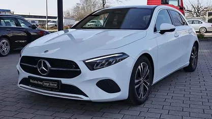 Second-hand Mercedes A180 Progressive 136 CP (100 kW) 2024 Alb Berlinǎ