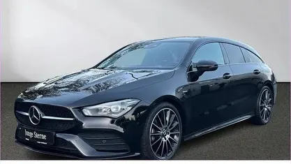 Schwarz Gebraucht 2022 Mercedes CLA200 AMG line Limousine | 25.410 € (Fairer Preis)