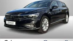 Schwarz Gebraucht 2024 VW Passat Elegance Kombi | 34.680 € (Guter Preis)