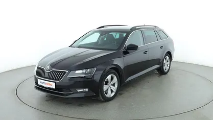 Schwarz Gebraucht 2018 Skoda Superb Ambition Kombi | 18.910 € (Fairer Preis)