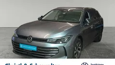 Gebraucht 2024 VW Passat Business Kombi | 38.410 € (Guter Preis)