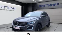 Grau Gebraucht 2020 VW T-Roc R-line SUV | 22.577 € (Fairer Preis)