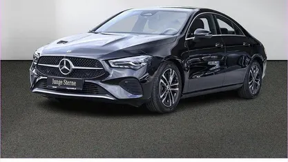 Unilack nachtschwarz Gebraucht 2024 Mercedes CLA180 Limousine | 30.690 € (Fairer Preis)