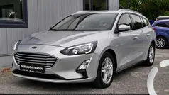 Silber Gebraucht 2020 Ford Focus Cool & Connect Kombi | 13.849 € (Fairer Preis)