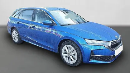 Raceblau metallic Neu 2025 Skoda Octavia Selection Kombi | 33.630 € (Guter Preis)