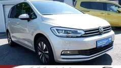 Ivory silver metallic Gebraucht 2024 VW Touran Move Van / Kleinbus | 33.999 € (Guter Preis)
