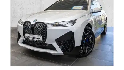 Occasion BMW iX Sport Line 239 kW (326 ch) 2024 Blanc SUV
