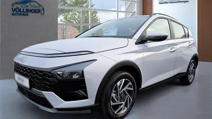 Aurora grey / met Gebraucht 2025 Hyundai Bayon Trend SUV | 18.290 € (Superpreis)
