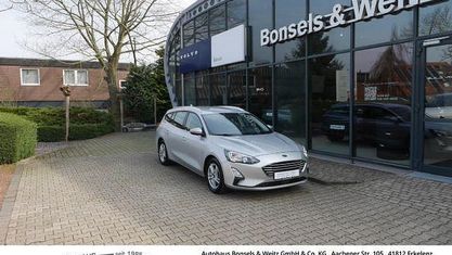 Używany Ford Focus Cool & Connect 120 KM (88 kW) 2020 Srebrny Kombi