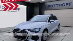 Weiß Gebraucht 2024 Audi A3 Sportback S-Line Limousine | 30.950 € (Guter Preis)