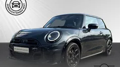 Grau Gebraucht 2024 Mini John Cooper Works Kleinwagen | 31.790 € (Fairer Preis)